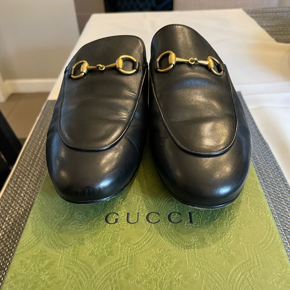 Gucci Princetown collection - Horsebit detail.